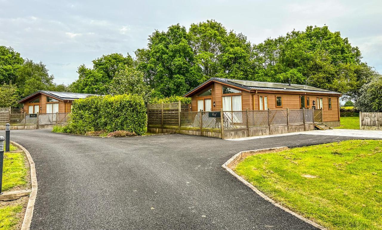 Colliery Lane Lodges Swadlincote Eksteriør billede