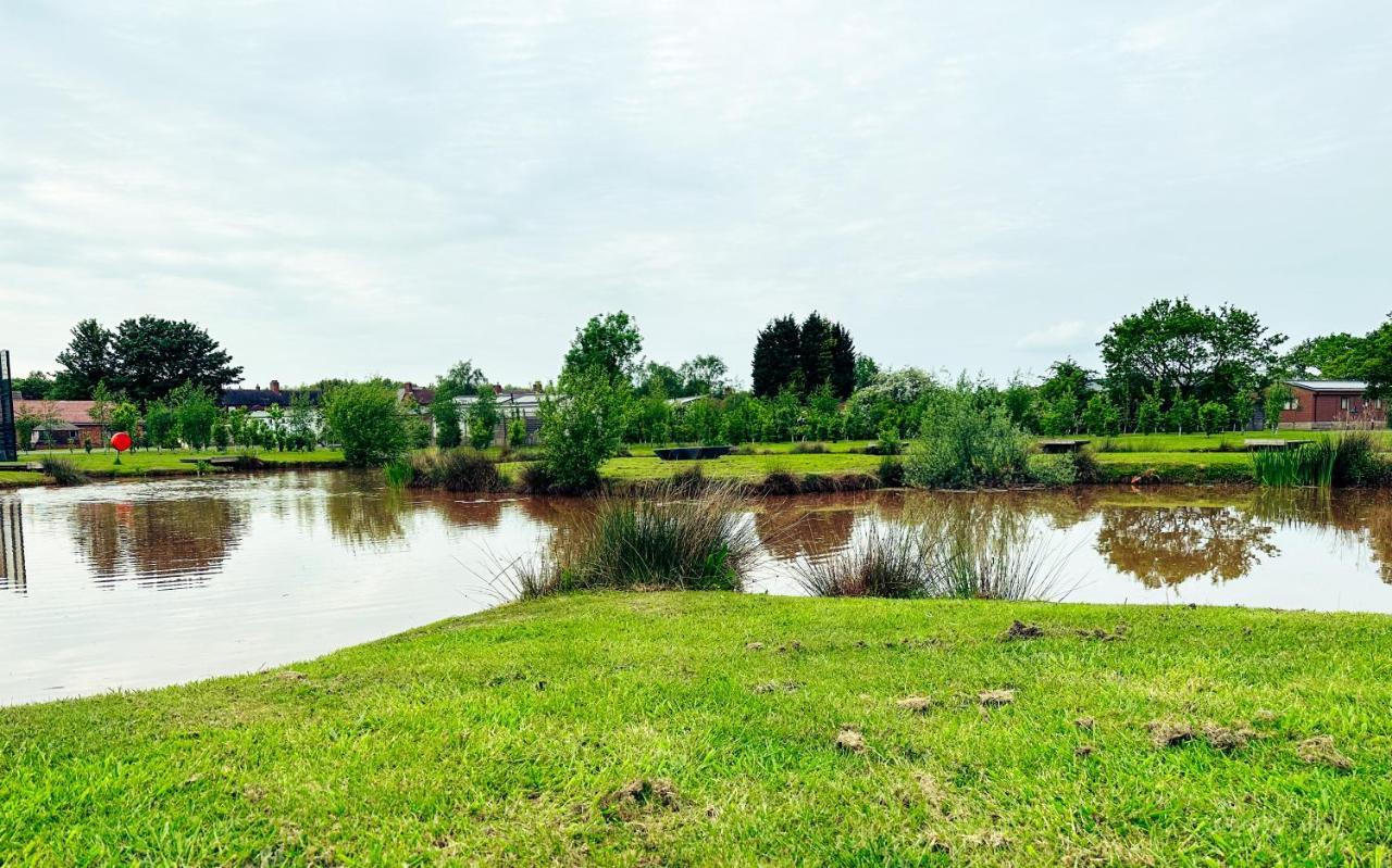 Colliery Lane Lodges Swadlincote Eksteriør billede