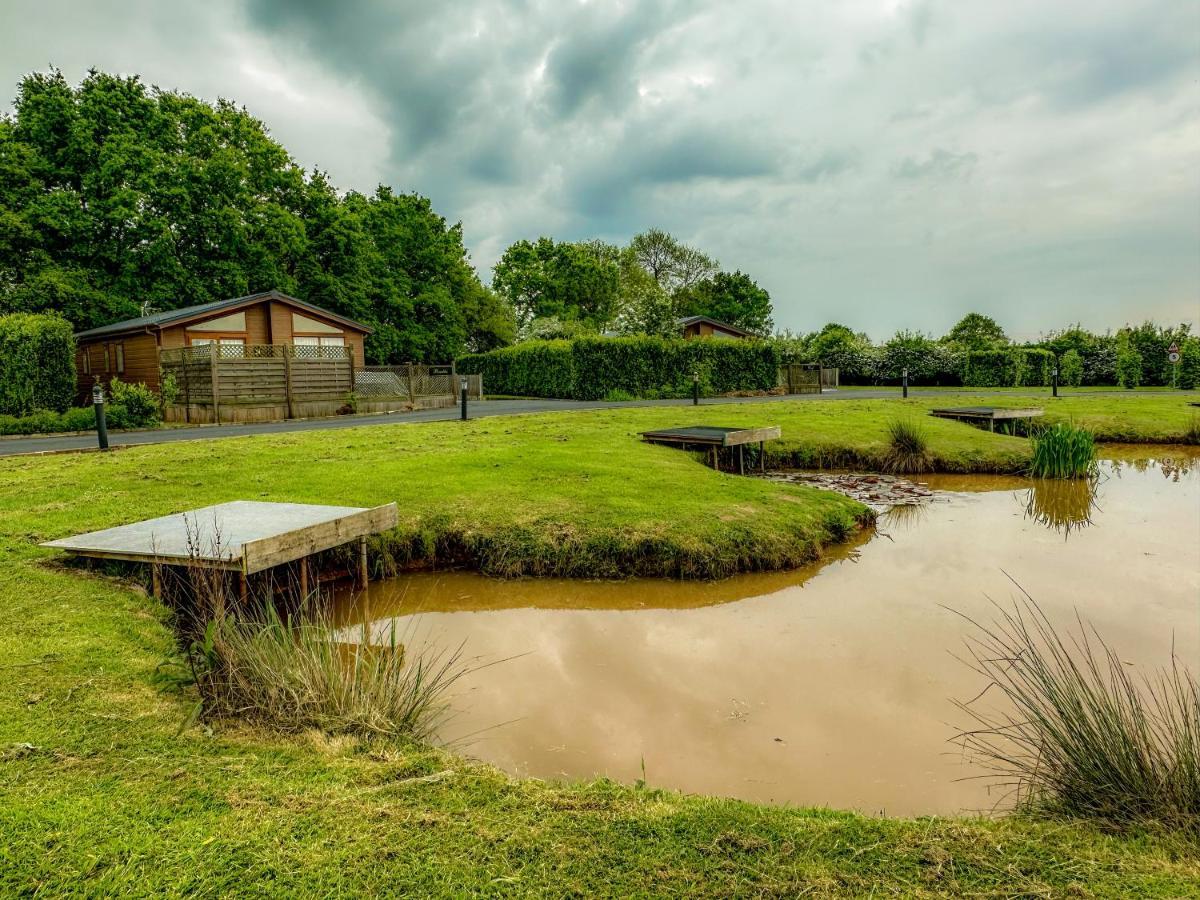 Colliery Lane Lodges Swadlincote Eksteriør billede